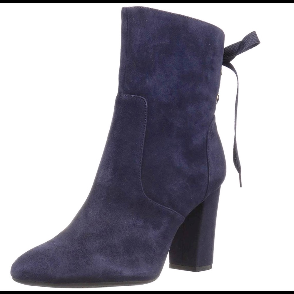 Tommy Hilfiger dark blue suede ankle boots sz 7.5